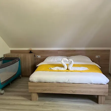 Nyaraló Rekreacni Domky Nove Mlyny 7 - Palava *